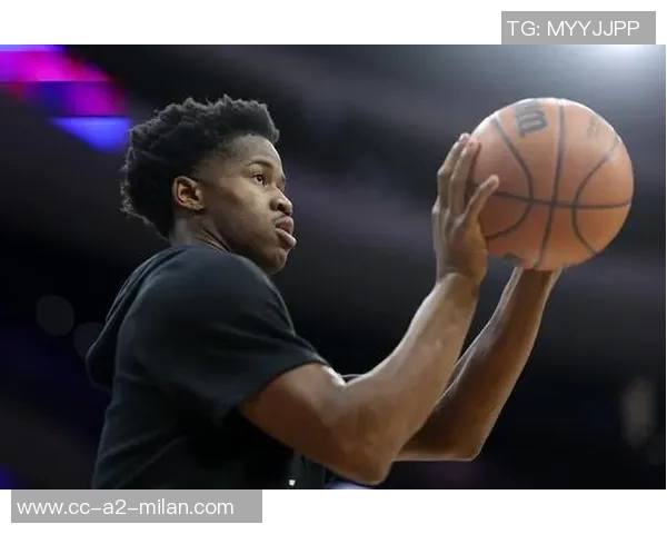 埃奇库姆表现出色近三场场均24分4板3助3断1封盖展现全面能力 埃奇库姆表现出色近三场场均24分4板3助3断1封盖展现全面能力