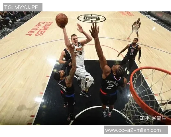 字母哥三节打卡表现抢眼22分钟内贡献21分5篮板2抢断