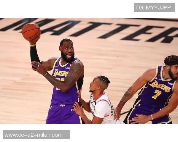 湖人对开拓者失利16分二次进攻得分恰好落后16分分析